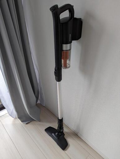 アイリスオーヤマ　充電式　スティックサイクロン　掃除機
