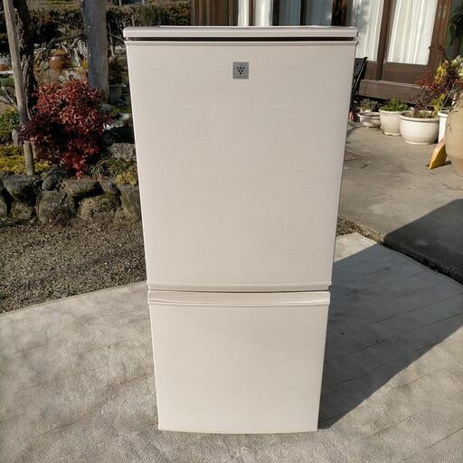 2016年製 SHARP プラズマクラスター 冷蔵庫 137㍑