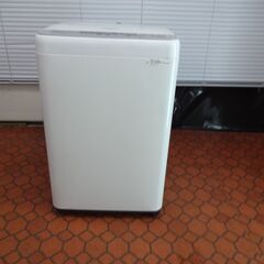 ID 987849 　洗濯機　パナソニック5.0Kg　２０１５年製　NA-F50B8