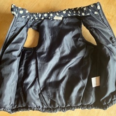 Uzuland ベスト•上着の画像