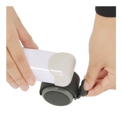 均一SALE:まとめ割:ホワイトボード　両面　イレーザー マグネット付 ストッパー付キャスター 回転式の画像