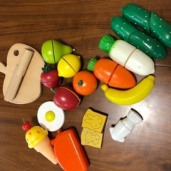 ままごとキッチン　コストコ食材つきの画像