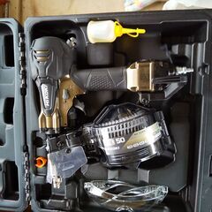 お買い得！日立工機（ハイコーキ）高圧釘打ち機セット商品の画像