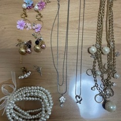 アクセサリーまとめ売り