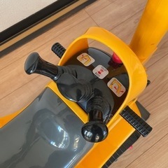 子供用　乗り物　ショベルカーの画像