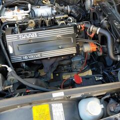 クラシックサーブ　SAAB 900i 1991年式　正規ディーラー車　右ハンドルAT セダン　29000キロ　マットブラック　フル装備の画像
