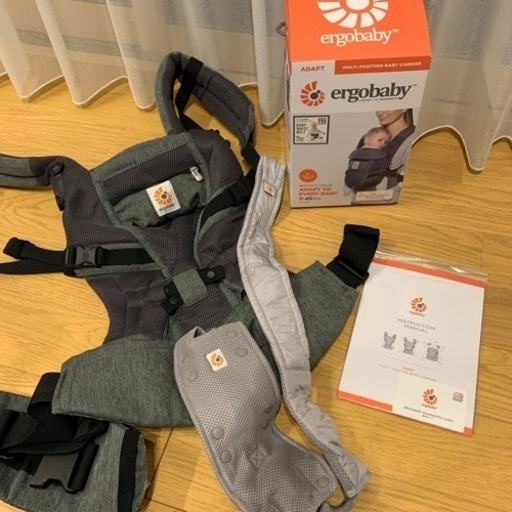 【未使用に近い】抱っこひも　エルゴベビー　ADAPTベビーキャリア　3ポジションADAPT
