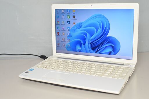 最新Windows11+office 大容量HDD1TB 東芝Dynabook T453/33LW Celeron/メモリ4GB/15.6インチ/無線内蔵/HDMI/DVDマルチ/便利なソフト多数