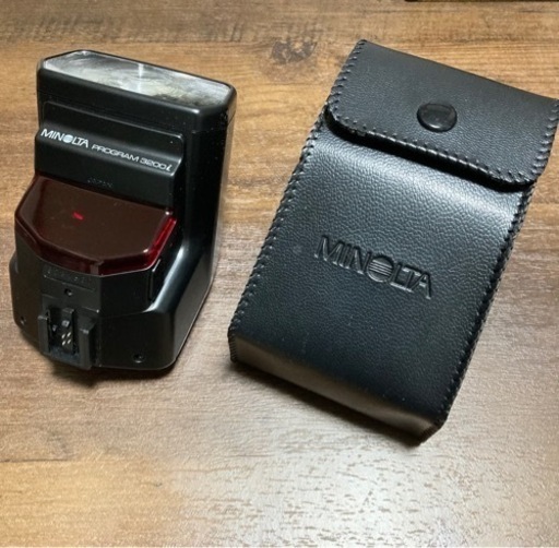 ミノルタ　ストロボ　3200i