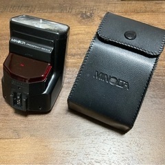ミノルタ　ストロボ　3200i