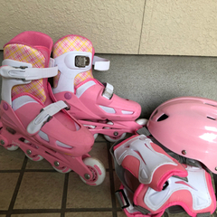 ■決まりました■ローラースケート　3回ほど使用　20〜23センチ