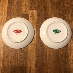 【USED】HELLO KITTY  キティ　トゥイティー　小皿　小僧寿司　2枚の画像