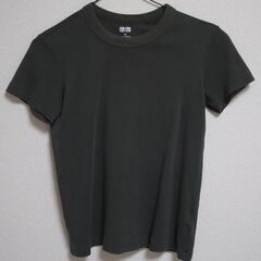 【レディース ユニクロTシャツ2枚とボーダーロンT】の画像