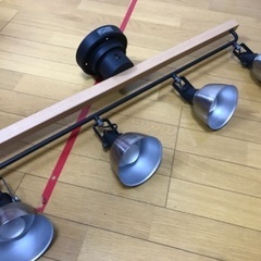 インターフォルム　4灯シーリングライト