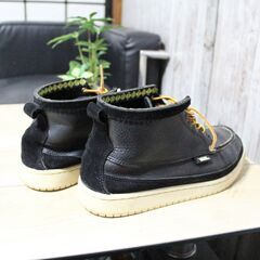 VANS カジュアルスニーカー　27.5cm　お洒落　スエード調　黒の画像