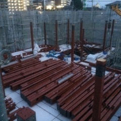 大手ハウスメーカー　鉄骨建方の画像