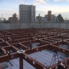 大手ハウスメーカー　鉄骨建方の画像