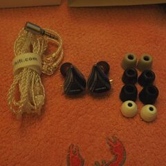 2BA+1DDイヤホン　TRN TA2 美品の画像