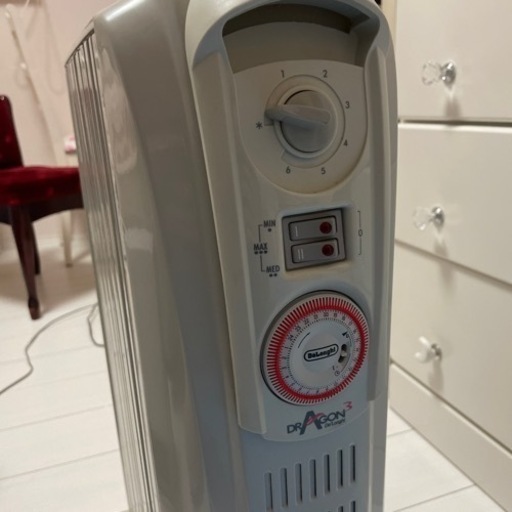 デロンギ　オイルヒーター　1200w
