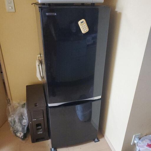 冷蔵庫　TOSHIBA