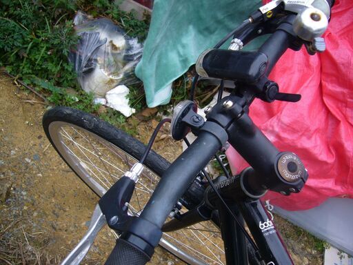 クロスバイクモメンタム６０６１INEES-3完全整備品高知市内無料配達