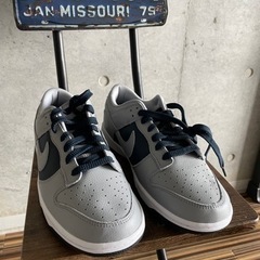 ★早い者勝ち‼︎NIKE ナイキ　ダンクlow新品未使用　27.0 US9 グレー×ネイビーの画像