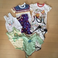 70-90 ロンパースの画像