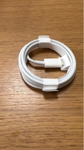 iPhone用充電ケーブル
