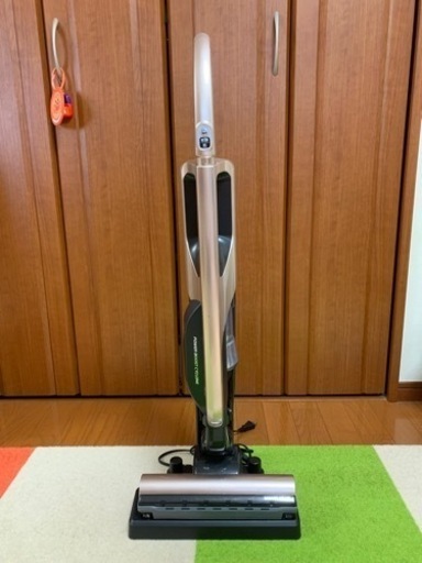 【取引中】日立 ハンディ掃除機