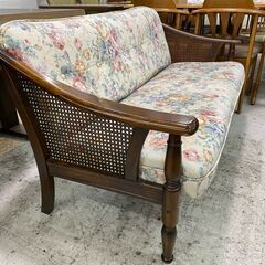 【愛品館 江戸川店】カリモク コロニアル 2人掛けソファ ID:156-018332-007の画像