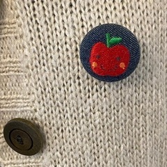 りんごちゃん バッジ リンゴ 刺繍の画像