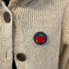 りんごちゃん バッジ リンゴ 刺繍の画像