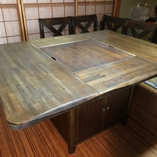 【交渉中】KARIMOKUダイニングテーブル囲炉裏