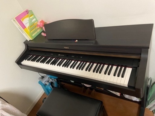 電子ピアノRoland HP103e 売ります(2/23以降配達可能）