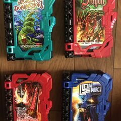 【お話進めています】仮面ライダーセイバー　おもちゃいろいろ（ソードライバー、ワンダーライドブック）の画像