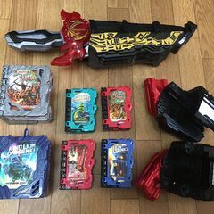 【お話進めています】仮面ライダーセイバー　おもちゃいろいろ（ソー...