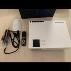 GooDee fhd プロジェクター 2000円　川崎