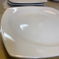 四角いお皿3枚(大)の画像