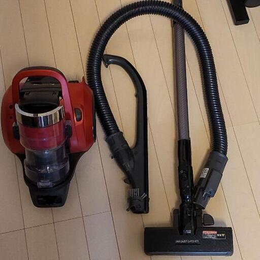Panasonic MC-SR560G-R　サイクロン掃除機