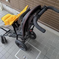 【タイヤの大きなベビーカー(マクラーレン)０円＠調布】近日中に処分予定の画像