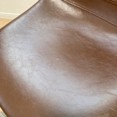 椅子　ダメージ有りの画像