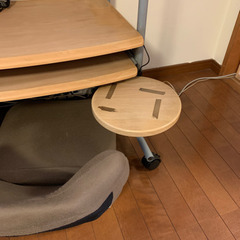 棚と座椅子です。の画像