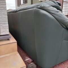 大塚家具で買った18年使用の３人掛けソファの画像
