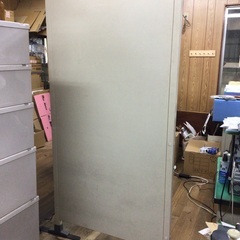 金属製パーティション　L字に組める　２枚組の画像