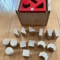 MICKI社　型はめ　積み木　玩具の画像