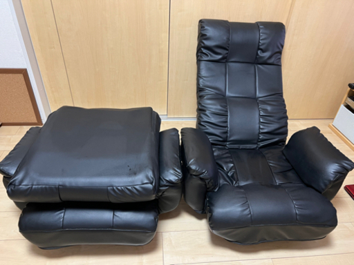 取引済みになりました。ニトリ　回転座椅子　1脚2000円、2脚でしたら3000円