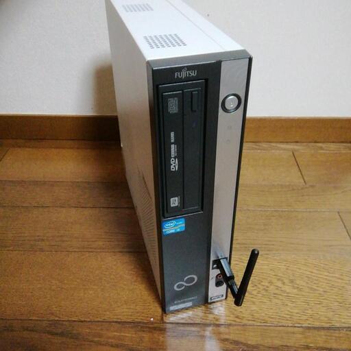 FUJITSUデスクトップPC初期化済　美品