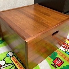 【無料】木製の入れ物の画像