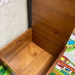 【無料】木製の入れ物の画像