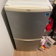 【決まりました】冷蔵庫　national nr-b12ja